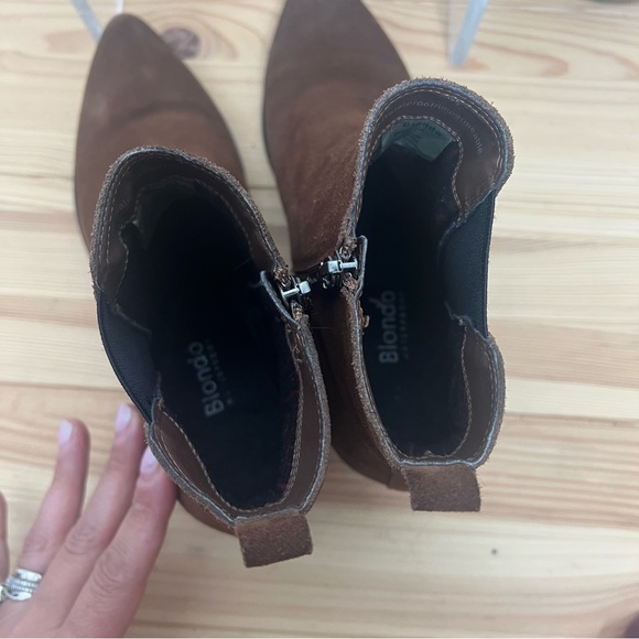 Blondo Ankle Boots Womens Sz 9M Chelsea Waterproof Heel Side Zip Leather Brown - Picture 9 of 9